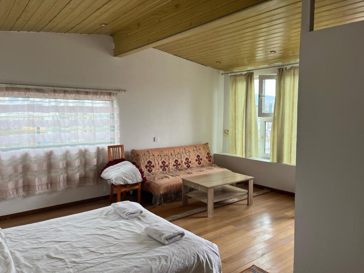 Gana'S Guest House And Tours Oelan-bator Buitenkant foto
